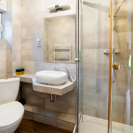 Wilczy Wodospad シャレー カルパッチ